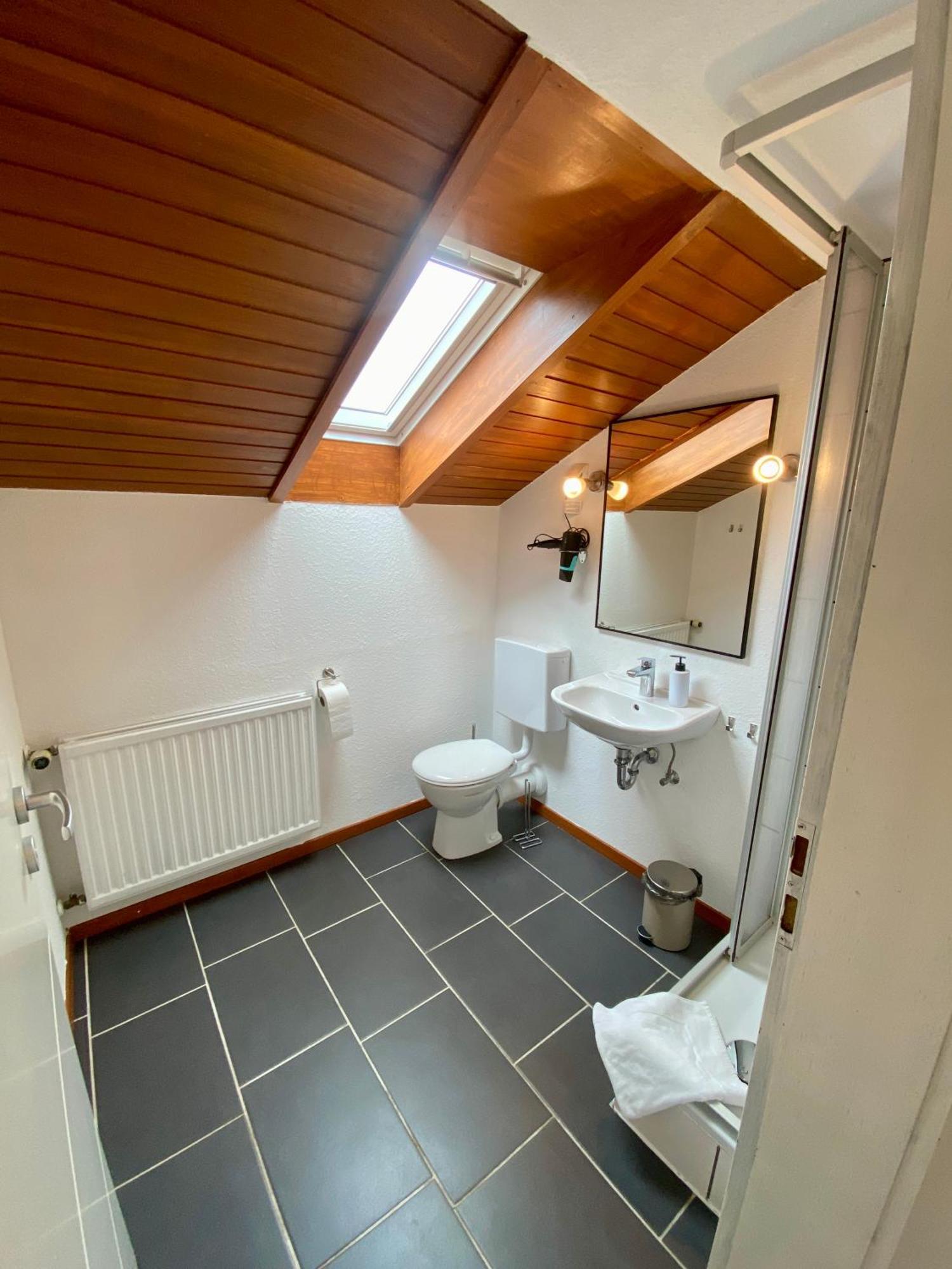 Gemminger Gasthaus Gemmingen Bagian luar foto